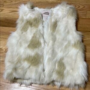 Forever 21 Cream Faux Fur Vest Plush Open Front